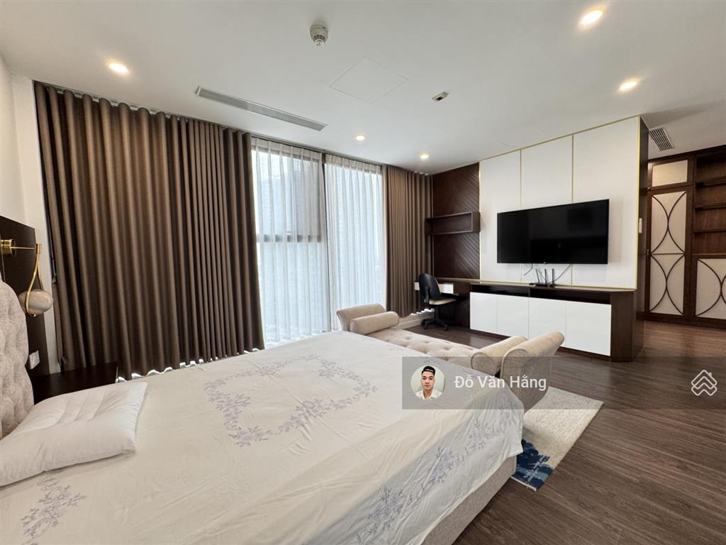 Siêu phẩm đập thông 180m2 sunshine city full nội thất vào được ngay