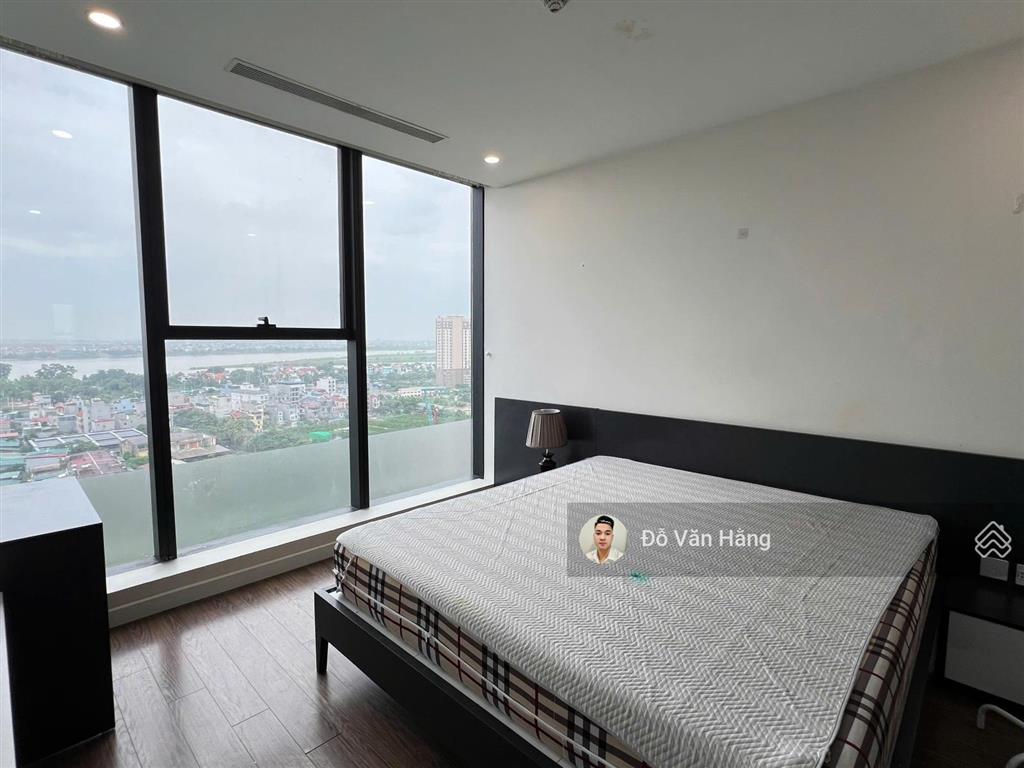 Cho thuê nhanh căn 2 ngủ full đồ 86m² view sông hồng giá 20 triệu/tháng  vào được ngay