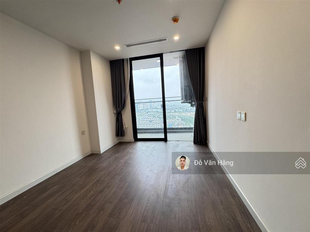 Căn 3 ngủ sunshine golden river cho thuê cơ bản giá 30 triệu/tháng vào được ngay