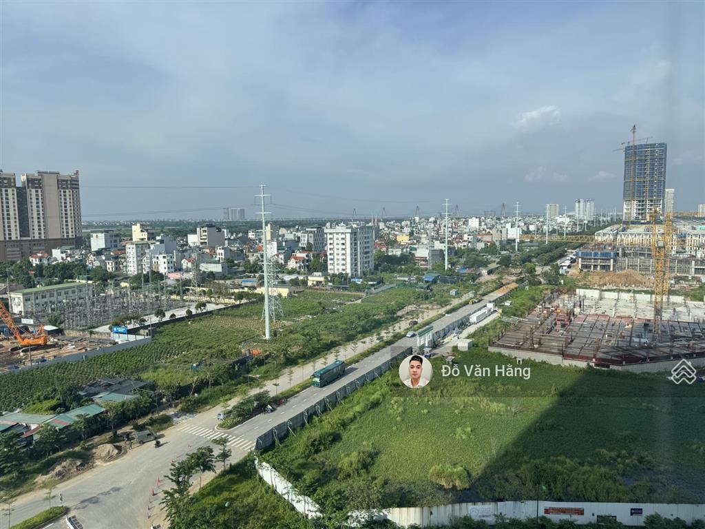 Bán căn góc 3 ngủ hướng mát ban công đông nam sẵn sổ sang tên  104m2