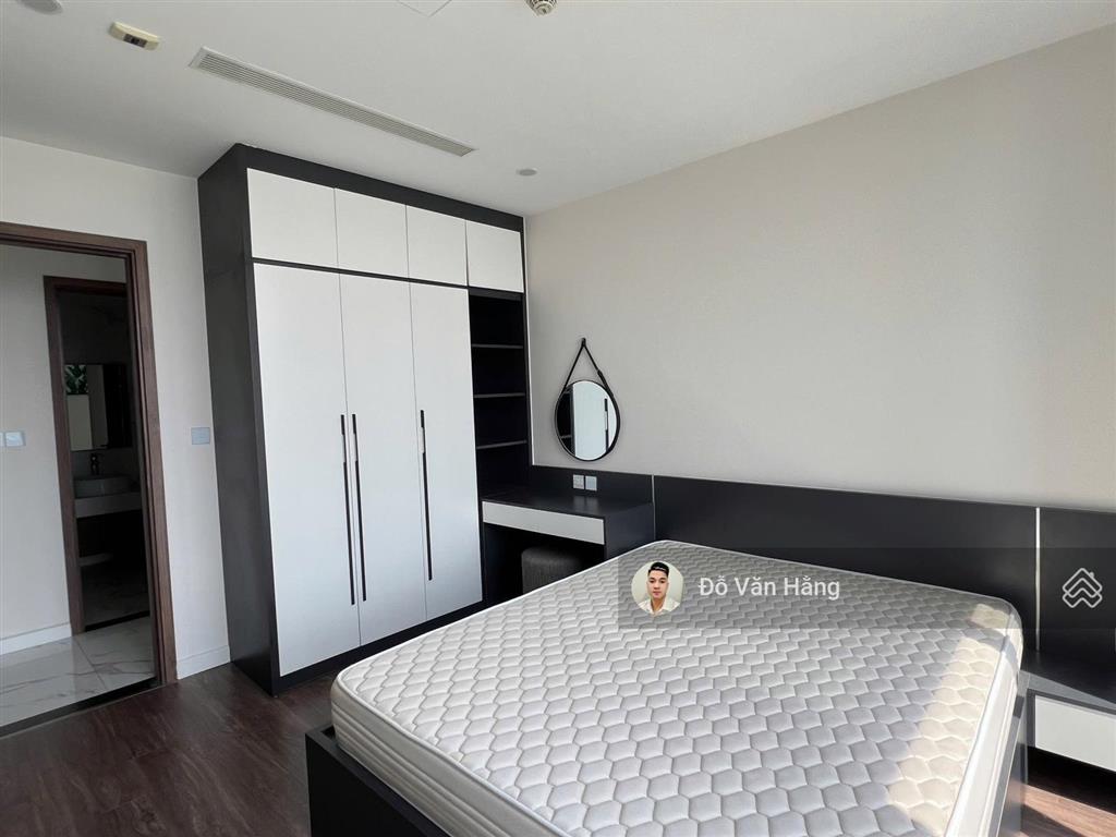 Cho thuê nhanh căn 3 ngủ sunshine city view trực diện sông hồng  vào được ngay