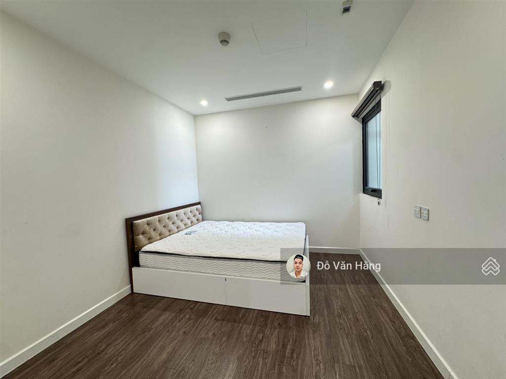 Bán nhanh căn 3 ngủ sunshine city full nội thất giá chỉ 10 tỷ, sổ đỏ sang tên