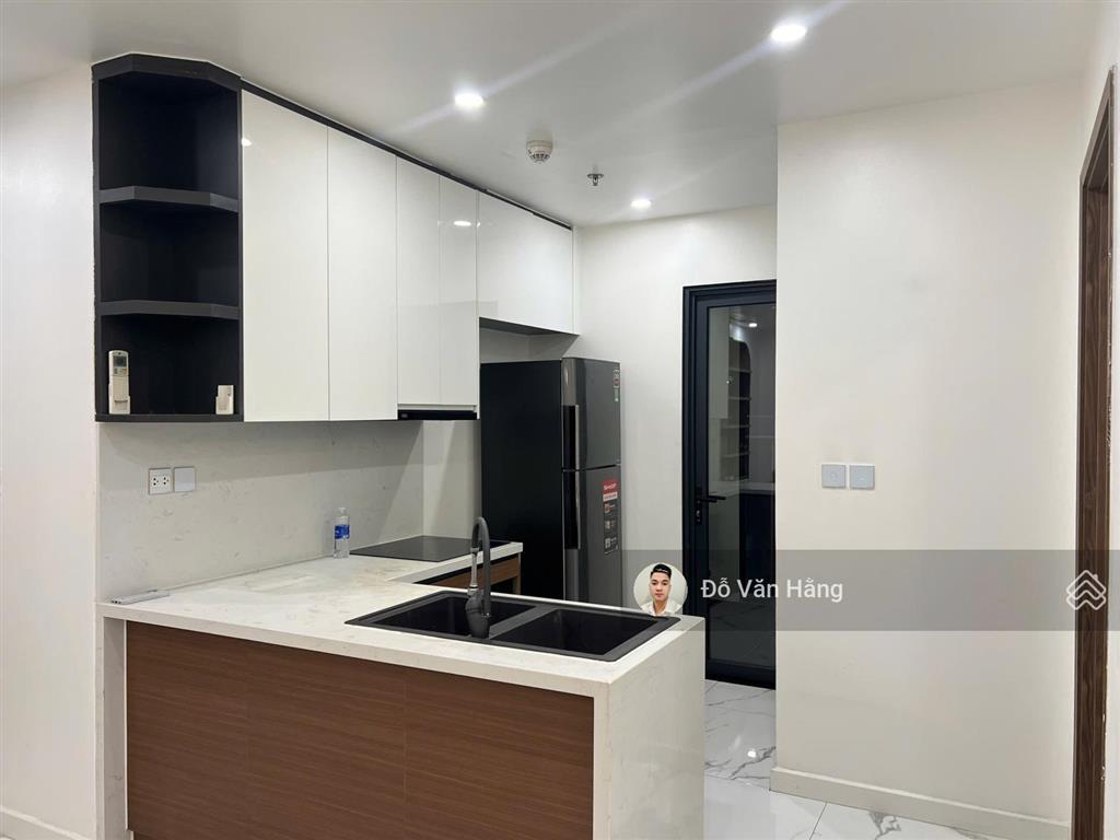 Cho thuê nhanh căn 2 ngủ full đồ sunshine city giá chỉ 17,5 triệu  vào được ngay