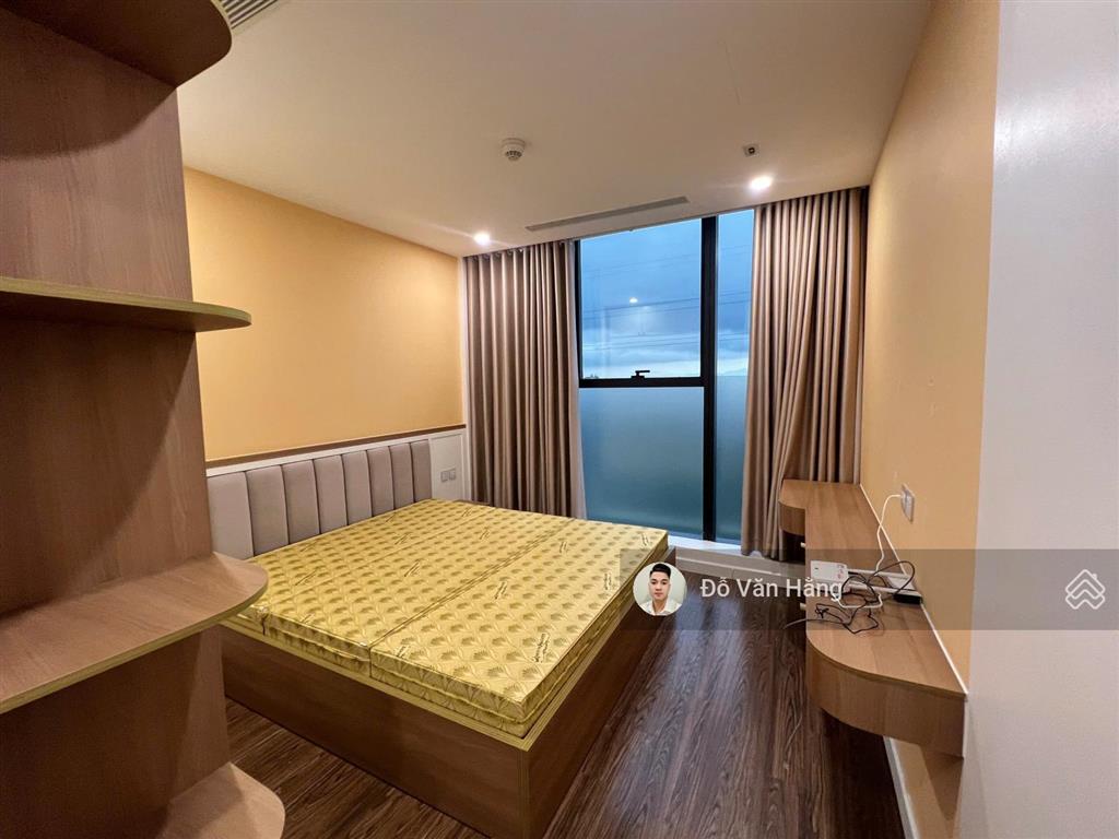 Cho thuê nhanh căn 2 ngủ full đồ sunshine city giá chỉ 17,5 triệu  vào được ngay