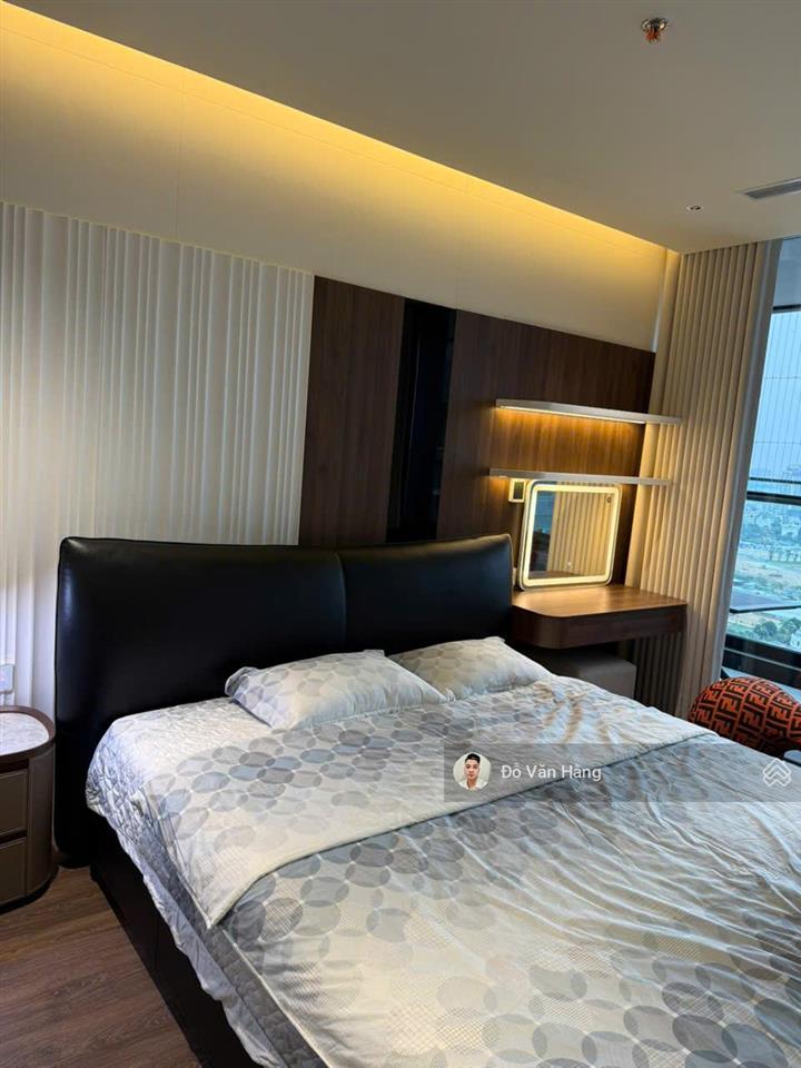 Cho thuê nhanh căn 3 ngủ rộng 141m2 sunshine golden river giá 39 triệu/tháng vào ở được ngay