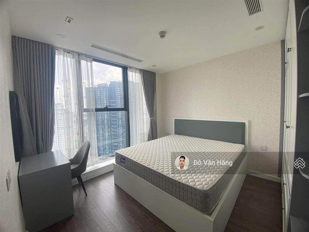 Cho thuê nhanh căn 2 ngủ full đồ sunshine city tầng cao 80m2