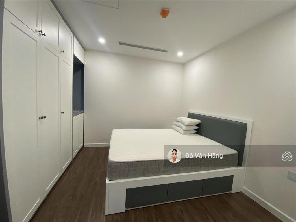 Cho thuê nhanh căn 2 ngủ full đồ sunshine city tầng cao 80m2