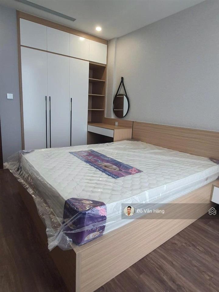 Bán gấp căn 3 ngủ full nội thất sunshine city ban công đông nam tầng cao  giá 9,9 tỷ