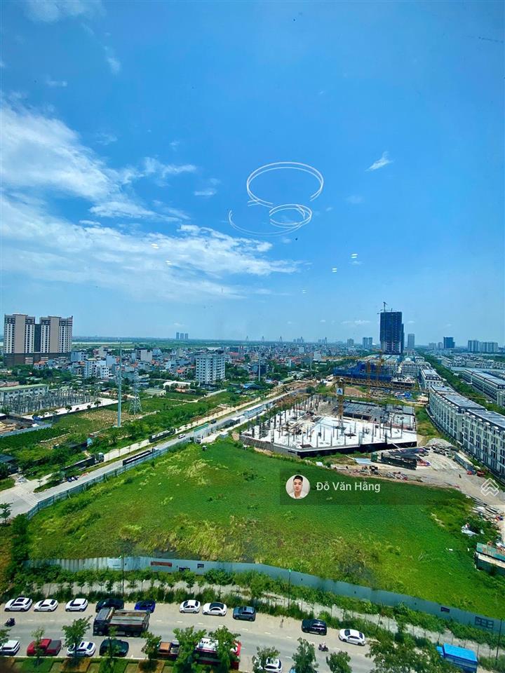 Bán nhanh căn 3 ngủ, 105m2 full đồ sunshine city view sông hồng  sổ đỏ sang tên
