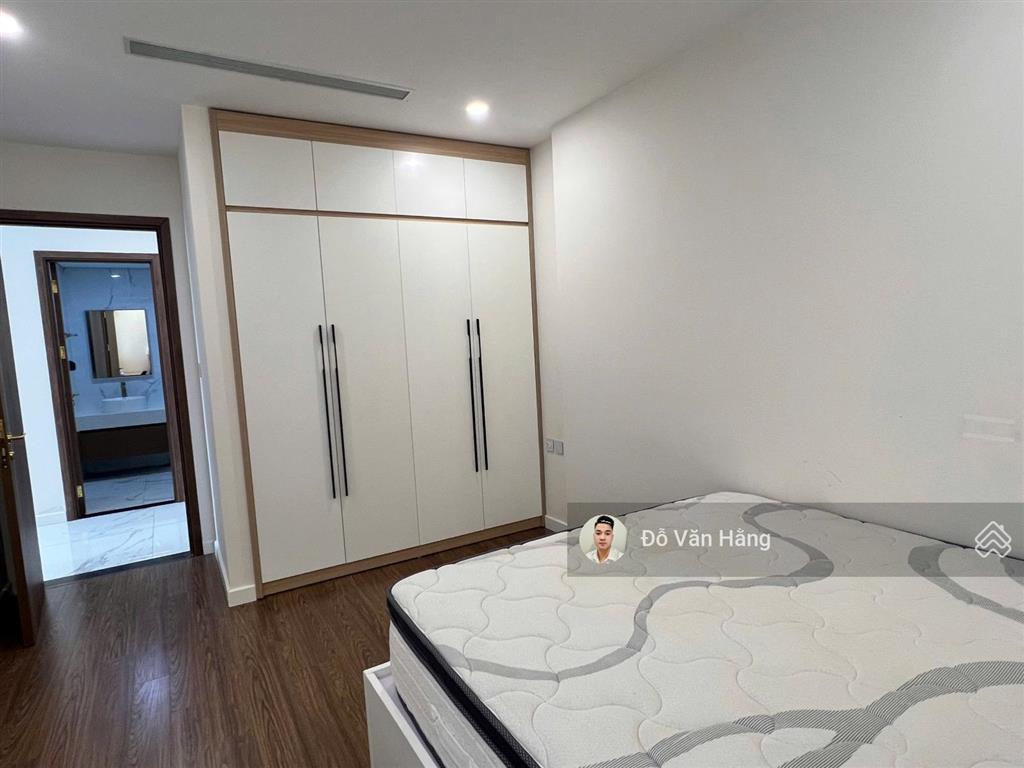 Cho thuê nhanh căn 3pn full đồ sunshine city giá 23 triệu/th vào được ngay