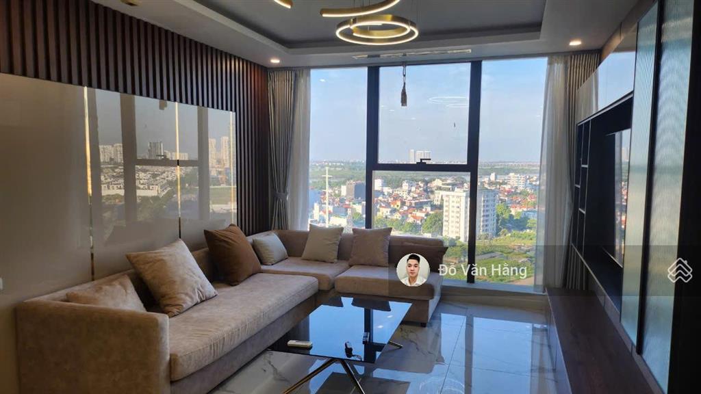 Bán nhanh căn 3 ngủ full đồ sunshine city tầng đẹp giá 9,6 tỷ  sổ đỏ sang tên