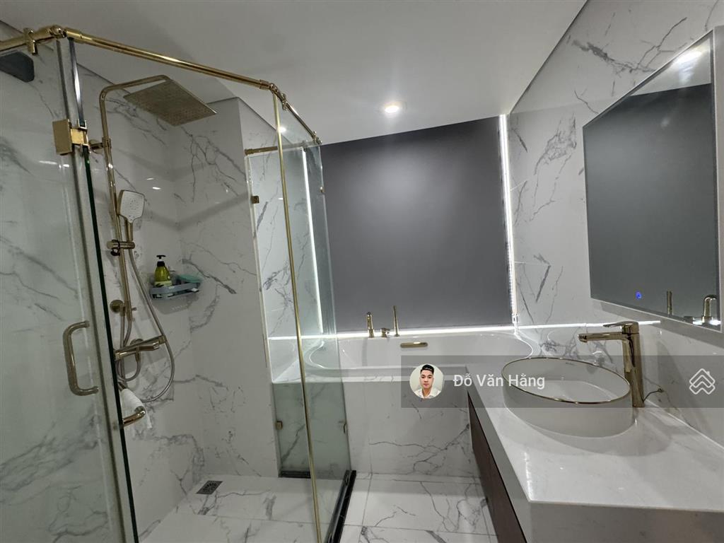 Cần tiền bán nhanh căn góc 3 ngủ full đồ 104m2 sunshine city  giá 10 tỷ sổ đỏ sang tên