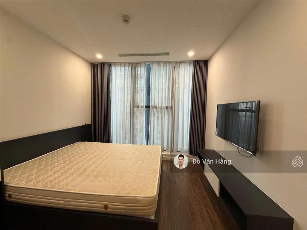Bán gấp căn góc 3 ngủ full đồ sunshine city hướng mát  9,2 tỷ sổ đỏ sang tên