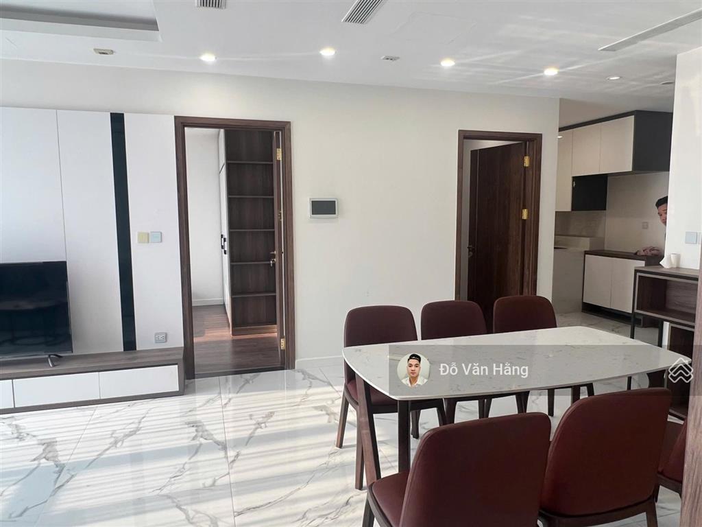 Bán nhanh căn 3 ngủ full đồ sunshine city 89m2 giá 8 tỷ sổ đỏ sang tên