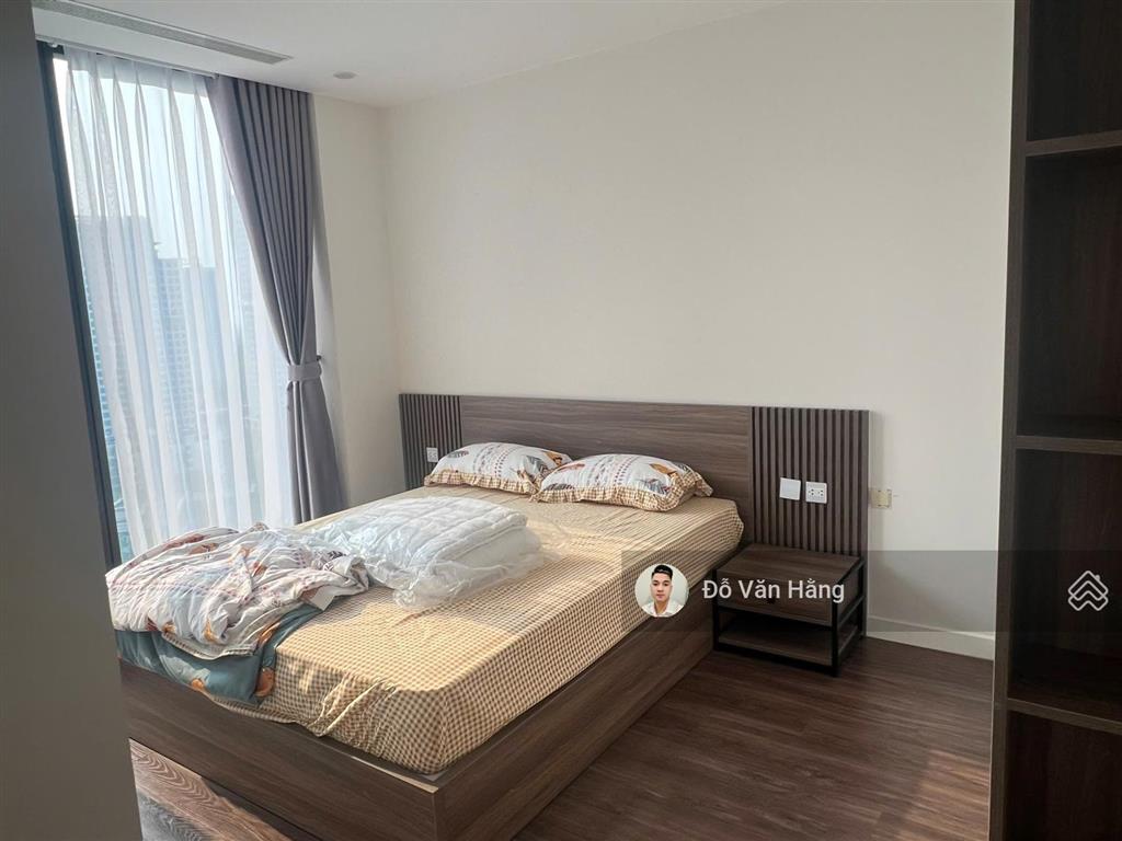 Bán nhanh căn 3 ngủ full đồ sunshine city 89m2 giá 8 tỷ sổ đỏ sang tên