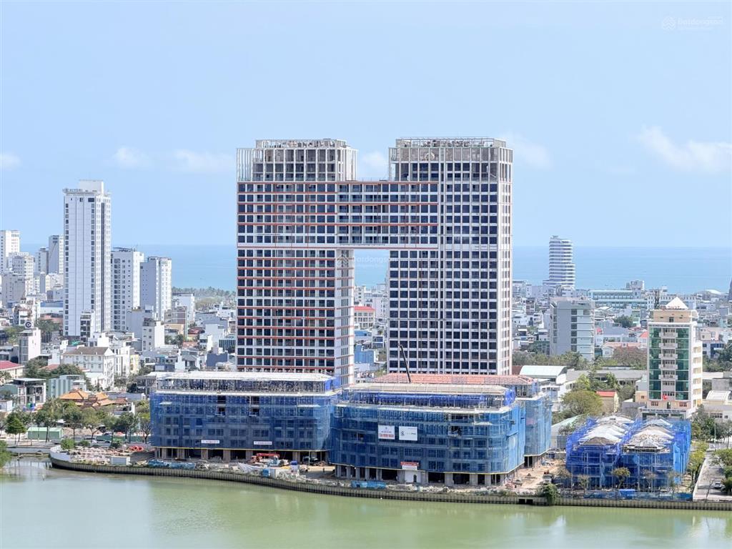Ôm trọn cầu rồng phun lửa và sông hàn, căn hộ 2pn tầng 23 chỉ ~101tr/m2,  em na 0932 509 *** hỗ trợ