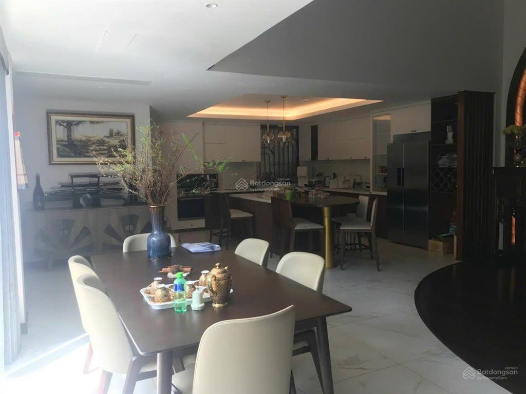 Bán nhà biệt thự đẹp đường trần khắc chân, p. tân định. 13m x 20m, hầm 5 tầng. giá 95 tỷ