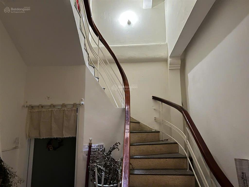 Bán nhà hẻm xe hơi sát mặt tiền nguyễn thị minh khai,p.sài gòn, 4.9m x 9.5m,trệt 3 lầu. chỉ 14 tỷ