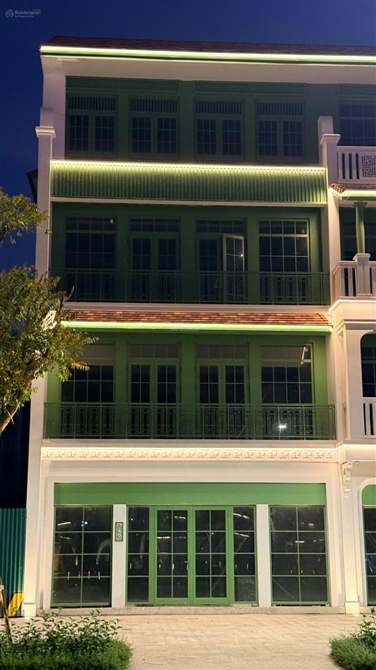 Bán np tại sun urban city, 8,7 tỷ, 112m2, 8pn, 6wc, 4 tầng, mặt tiền 8m
