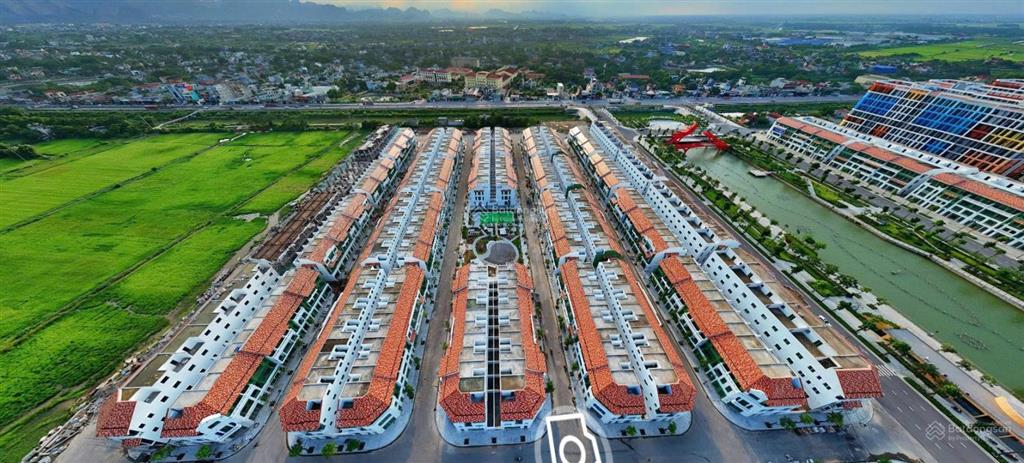 Bán np tại sun urban city, 8,7 tỷ, 112m2, 8pn, 6wc, 4 tầng, mặt tiền 8m