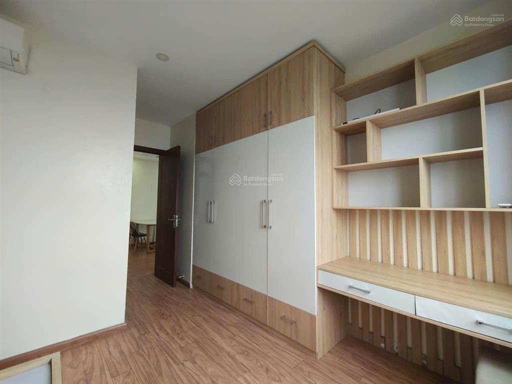 Gia đình cần bán nhanh căn 2pn góc 2 mặt thoáng tại thái hà  bộ công an  43 phạm văn đồng