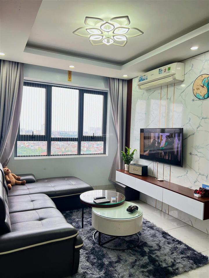 Chính chủ bán nhanh căn 2pn tòa ct4  thái hà. 43 phạm văn đồng