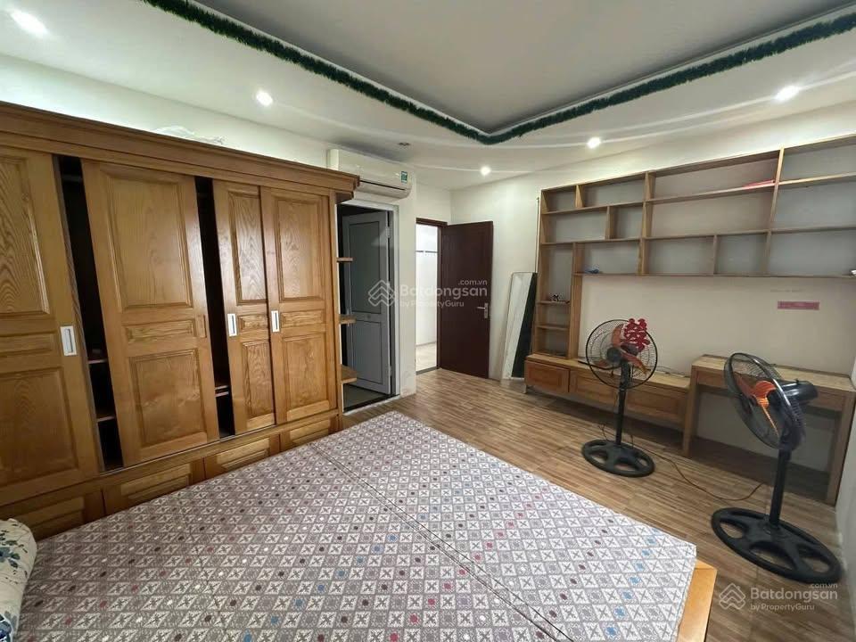 Chính chủ thiện chí bán căn 3pn tầng trung 102m2 tại green stars  giá 7,8 tỷ