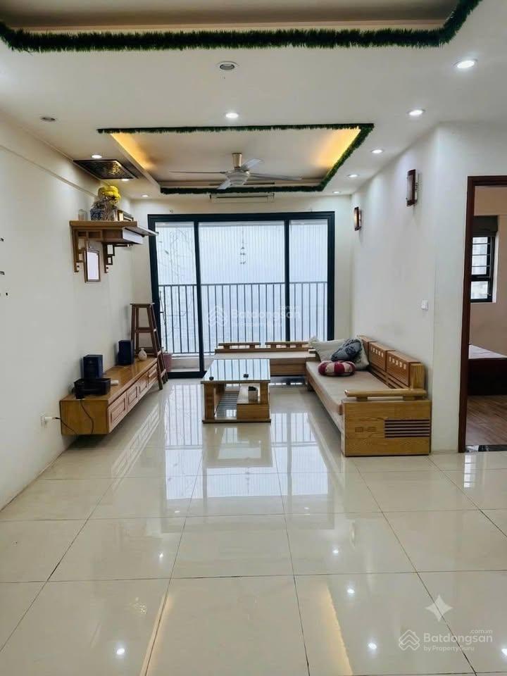 Chính chủ thiện chí bán căn 3pn tầng trung 102m2 tại green stars  giá 7,8 tỷ