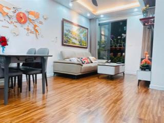 Gia đình chính chủ bán căn 2pn tầng trung ban công hướng nam tại an bình city