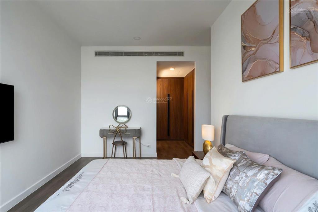 Cho thuê cc nassim thảo điền 3 phòng ngủ 133m2 view sông nội thất đẹp,  em hiền 0903 037 ***