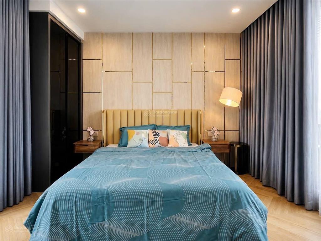 Cần bán căn hộ 1 phòng ngủ lumiere view thành phố  giá tốt đầu tư,  em hiền 0903 037 ***