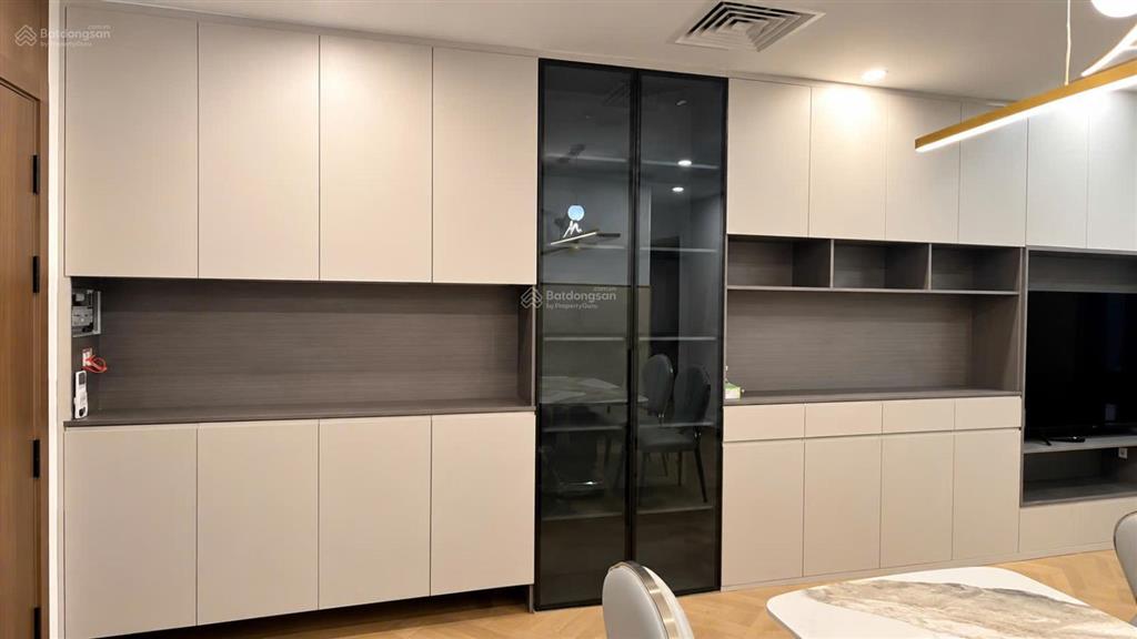 Cần bán gấp căn góc 2 phòng ngủ lumiere 76m2 giá tốt đầu tư chỉ 11 tỷ,  ngay em hiền 0903 037 ***