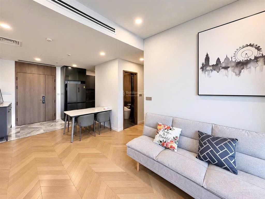 Cần bán ch 2 phòng ngủ lumiere 76m2  căn góc  giá tốt đầu tư  sổ hồng,  0903 037 *** em hiền