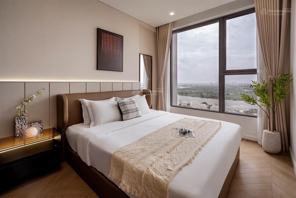 Cần bán ch 3 phòng ngủ lumiere view sông  giá tốt đầu tư  sổ hồng,  em hiền 0903 037 ***