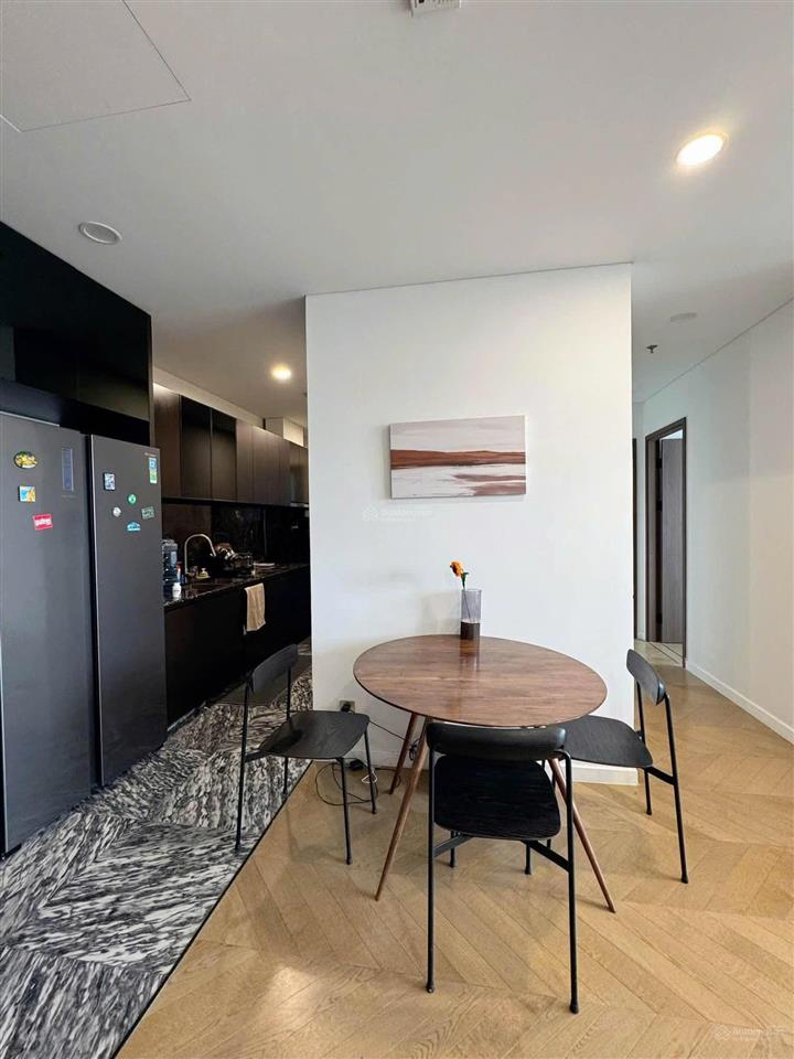 Cho thuê cc đẹp tại lumiere riverside, giá 35 triệu, 2pn 75m2,  em hiền 0903 037 ***