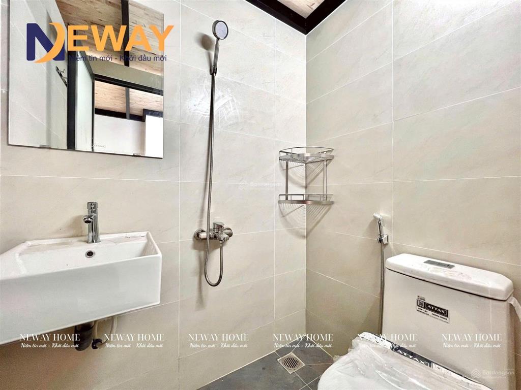 Chdv mới xâyfull nội thấtcửa sổ trời thoáng sáng sẵn thang máy ngay ngã tư 4 xã  lê văn quới