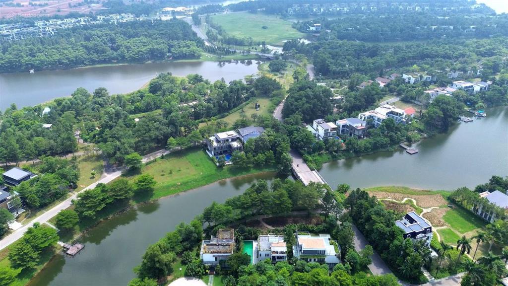Biệt thự thô và hoàn thiện đẹp tại flamingo đại lải resort, an cư yên bình, trọn 160 tiện ích