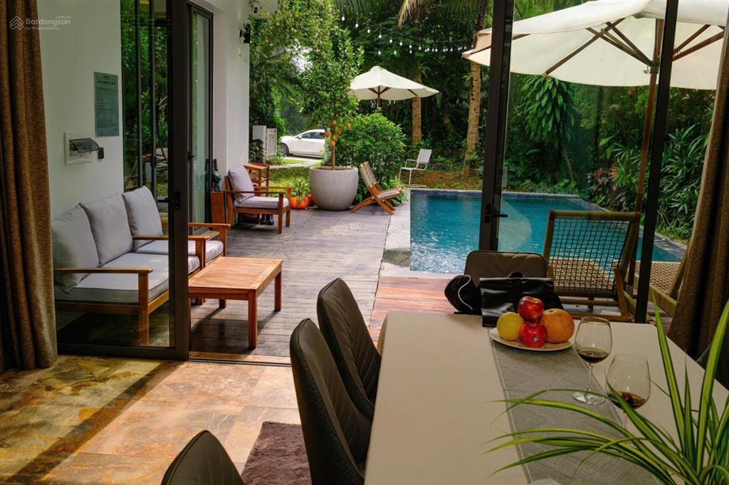 Bán biệt thự charm villa flamingo đại lải resort, sổ lâu dài, vị trí trung tâm, 242/342m², 13.5 tỷ