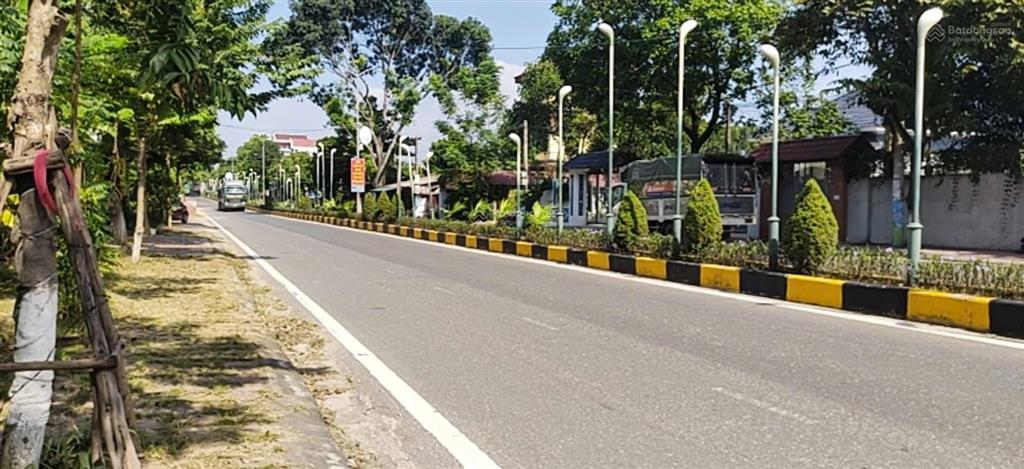 Bán lô đất 196m đường trường chinh, cách 100m ra hồ đại lải mặt tiền rộng, kinh doanh đa dạng