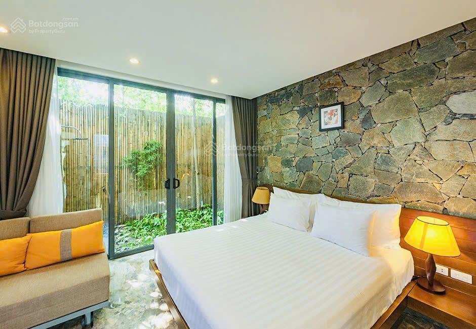 Biệt thự view hồ phân khu bách thanh flamingo đại lải resort, nội thất trang nhã, 323m2, 10.5 tỷ
