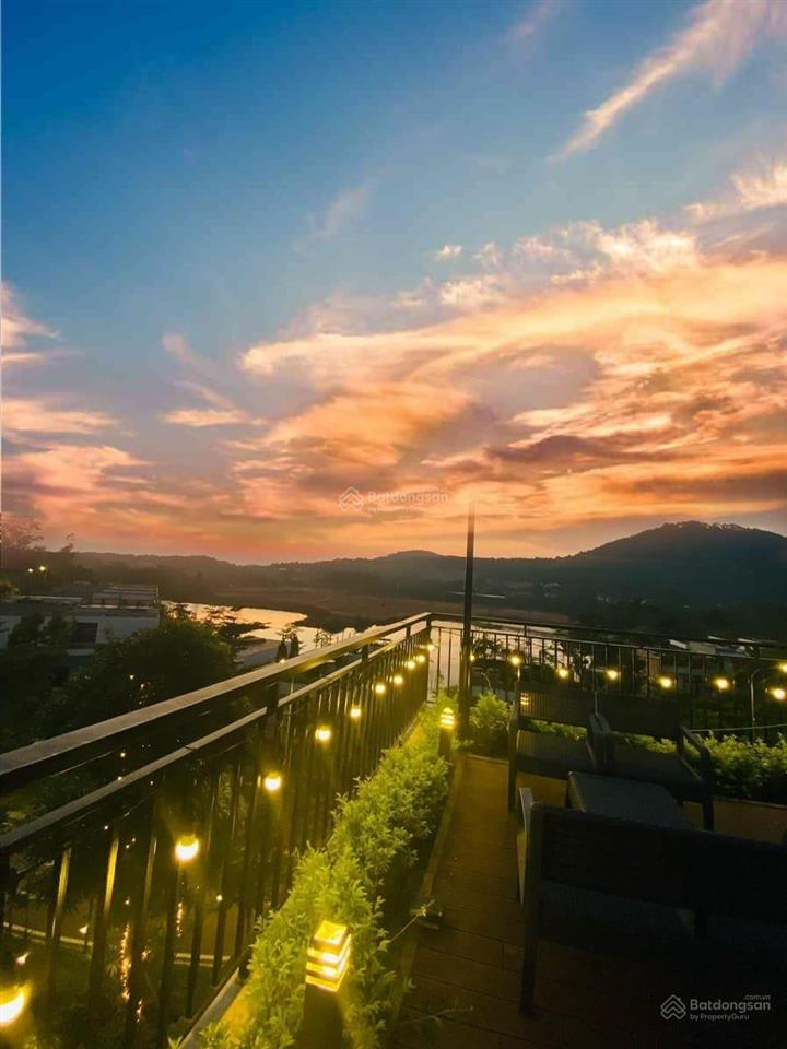 Bán biệt thự flamingo đại lải view hồ lớn, lưu không rộng, thiết kế 7 pn, dòng tiền tốt, 250m, 13tỷ