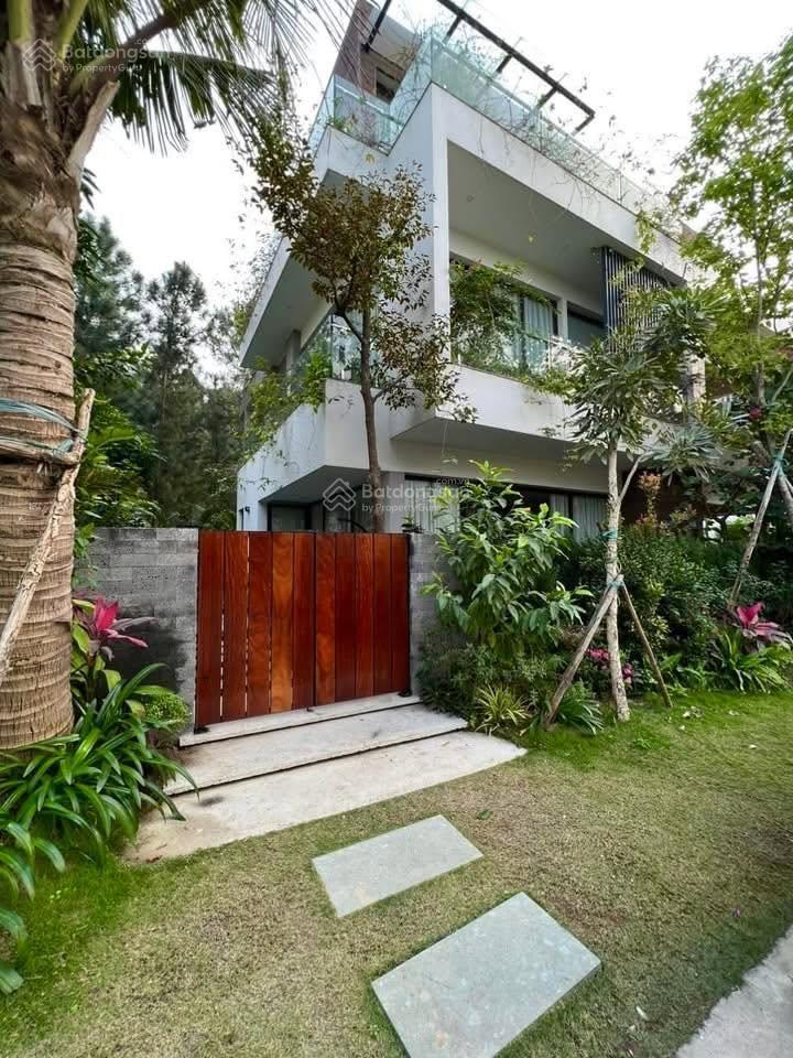 12,5 tỷ sở hữu biệt thự green ngắm rừng thông xanh mát, trước là hồ đại lải, tận hưởng 160 tiện ích