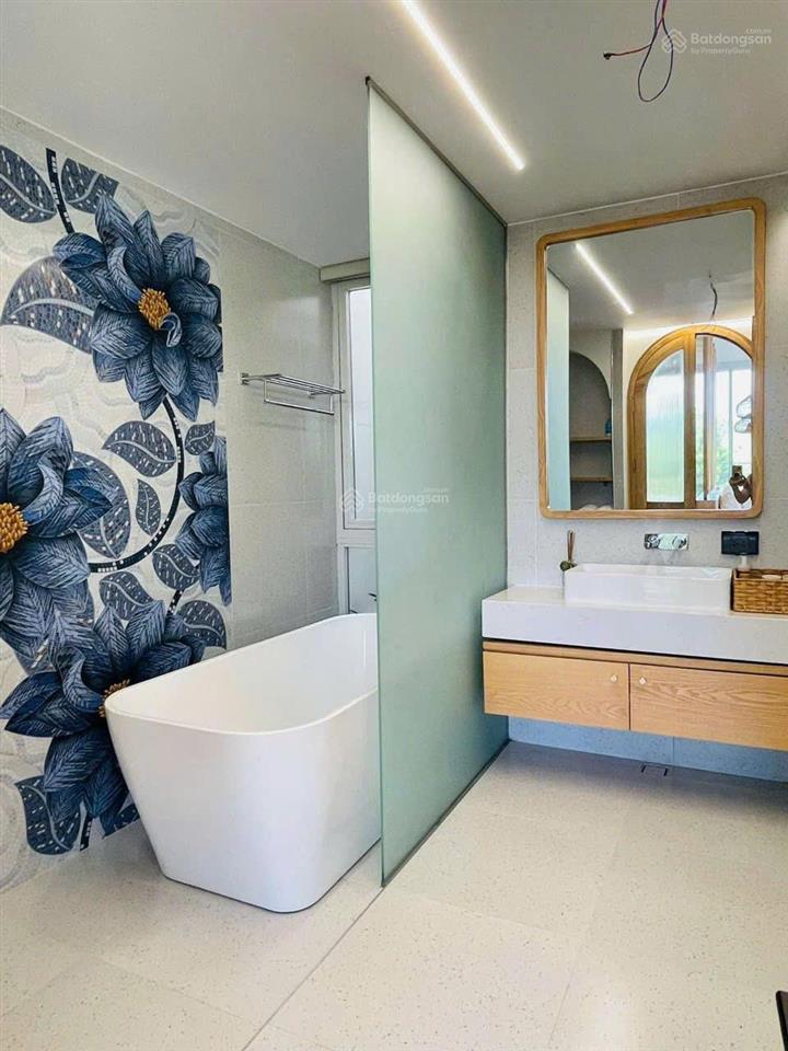 12tỷ  bán biệt thự 250m flamingo đại lải resort, view bao trọn thung lũng, nội thất sịn sò, ở ngay