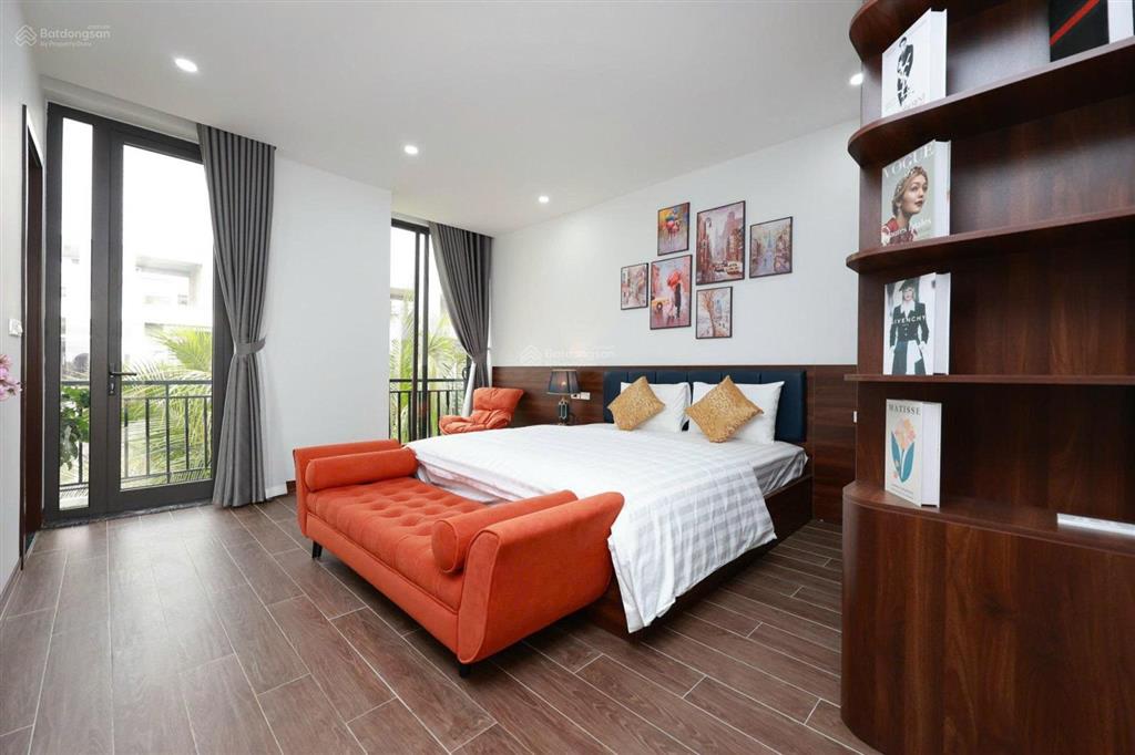 Bán biệt thự lô góc, 259m2/8.5tỷ view công viên và sân gofl, nội thất tâm huyết, vỉa hè 4m, ở ngay