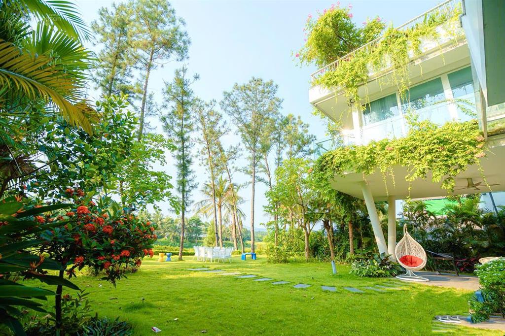 Bán biệt thự the legend view hồ đắc địa nhất flamingo đại lải, nội thất xịn sò, 300/700m, 28,5 tỷ