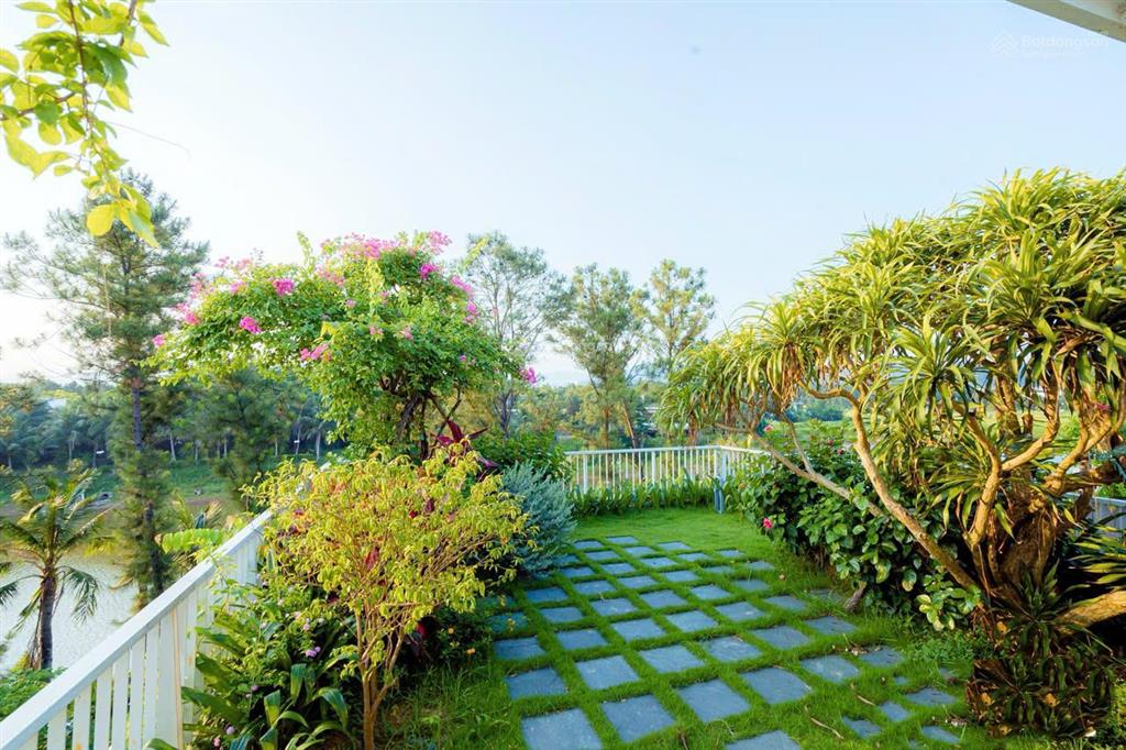 Bán biệt thự the legend view hồ đắc địa nhất flamingo đại lải, nội thất xịn sò, 300/700m, 28,5 tỷ
