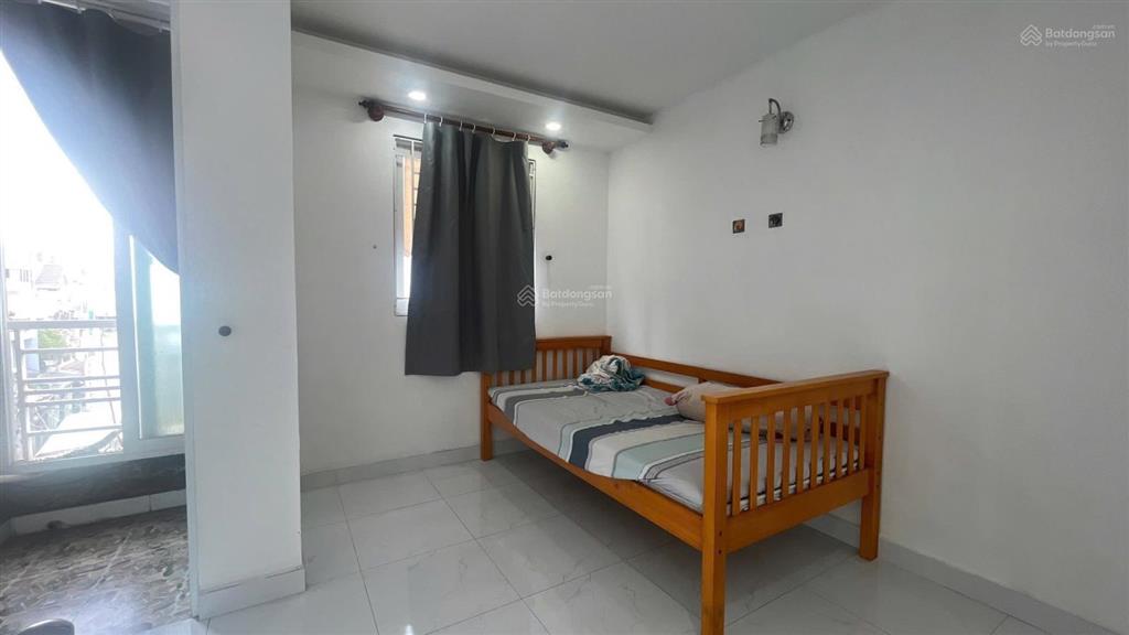 Cho thuê nhà riêng 1056 huỳnh tấn phát, 8,5 triệu, 90m2 đẹp