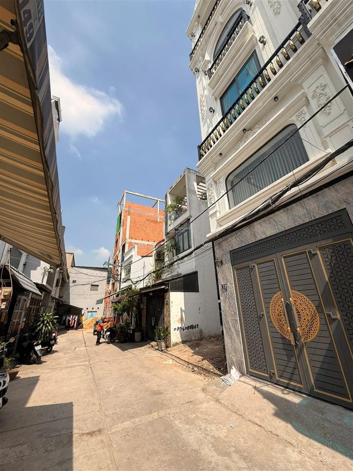 Bán đất full thổ cư 4x21 ngay thạch lam, kdc nhà cao tầng, chỉ 6 tỷ tl