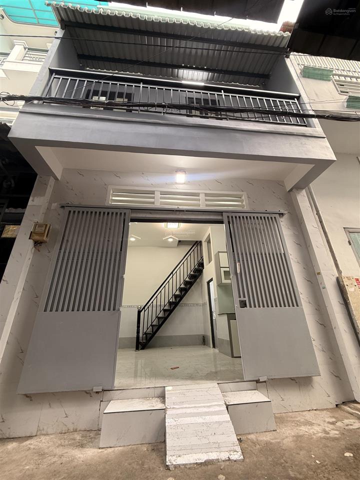 Hàng hiếm nhà 18m2 trệt lửng lầu 2pn sát vách tân phú chỉ nhỉnh 2 tỷ shr