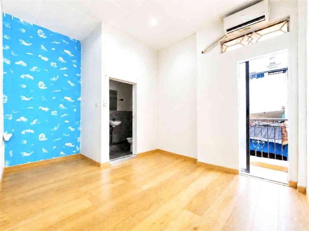 Hàng hiếm trung tâm tân phú hẻm xe hơi shr nhỉnh 2 tỷ